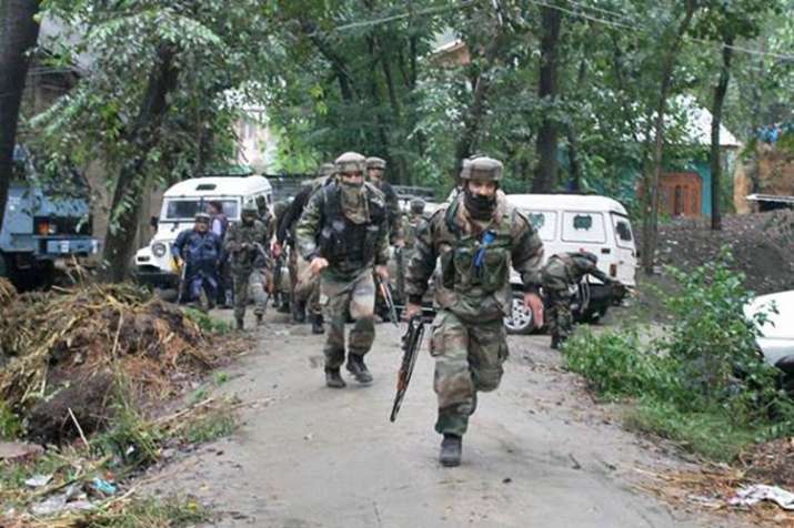 Bandipora encounter: One Army jawan martyred, two terrorists killed in Jammu and Kashmir Bandipora encounter: One Army jawan martyred, two terrorists killed in Jammu and Kashmir- Khabar IndiaTV