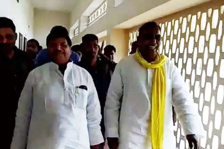 Shivpal Yadav meets BJP ally Om Prakash Rajbhar Shivpal Yadav meets BJP ally Om Prakash Rajbhar- India TV