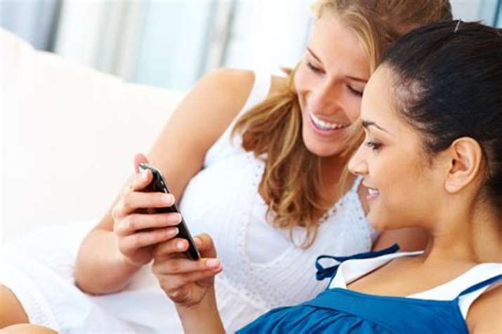 Smartphones under 2000 Rupees Smartphones under 2000 Rupees- India TV Paisa