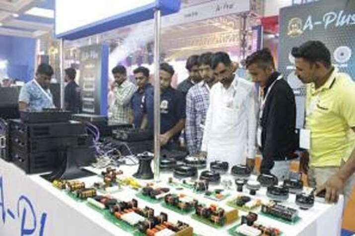 इण्डियन डीज एक्सपो 19-21 जुलाई 2018 से एक बार फिर धूम मचाने के लिए तैयार इण्डियन डीज एक्सपो 19-21 जुलाई 2018 से एक बार फिर धूम मचाने के लिए तैयार- India TV