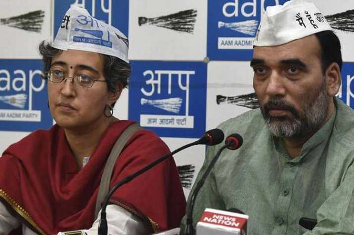 दिल्ली को पूर्ण राज्य बनाने के लिए आप ने जुटाए 1.53 लाख हस्ताक्षर दिल्ली को पूर्ण राज्य बनाने के लिए आप ने जुटाए 1.53 लाख हस्ताक्षर- India TV