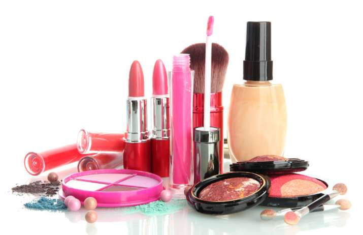 Cheap and imported cosmetics products can be fake says industry Cheap and imported cosmetics products can be fake says industry- India TV Paisa