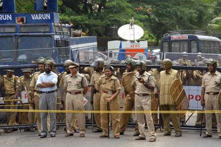 केरल: हिरासत में मौत को लेकर 2 पुलिसकर्मियों को मौत की सजा केरल: हिरासत में मौत को लेकर 2 पुलिसकर्मियों को मौत की सजा- India TV