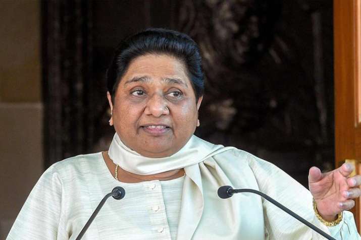 भाजपा और संघ की विभाजनकारी नीतियों का परिणाम है एनआरसी प्रकरण: मायावती भाजपा और संघ की विभाजनकारी नीतियों का परिणाम है एनआरसी प्रकरण: मायावती- India TV