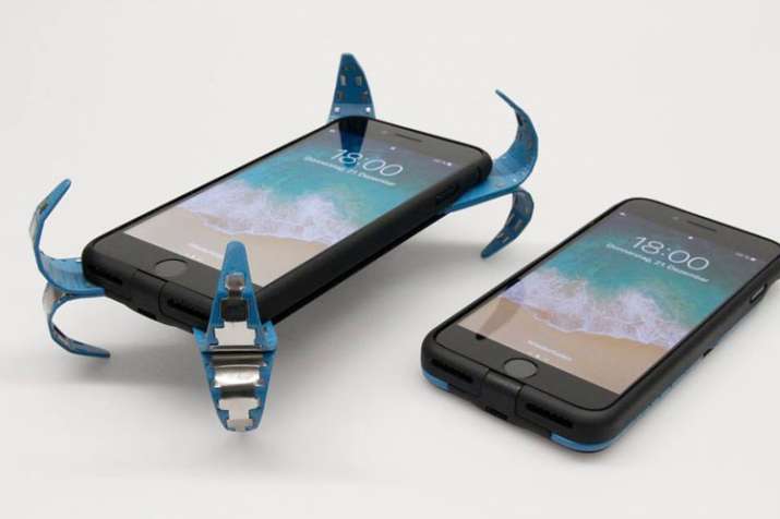 German student comes up with an amazing 'mobile airbag' for smartphones | Philip Frenzel German student comes up with an amazing 'mobile airbag' for smartphones | Philip Frenzel- India TV