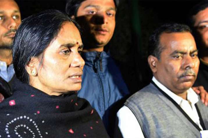 Nirbhaya's parents Badrinath Singh and Asha Devi | PTI Photo Nirbhaya's parents Badrinath Singh and Asha Devi | PTI Photo- Khabar IndiaTV