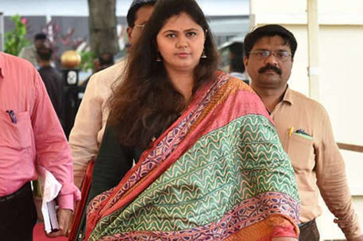 मराठा आरक्षण पर फैसले के लिए पंकजा मुंडे को मुख्यमंत्री बनाया जाना चाहिए मराठा आरक्षण पर फैसले के लिए पंकजा मुंडे को मुख्यमंत्री बनाया जाना चाहिए- India TV