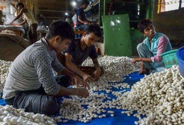 Oldest silk factory in Kashmir reopens after 30 years Oldest silk factory in Kashmir reopens after 30 years - India TV Paisa