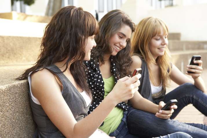 smartphones smartphones- India TV Paisa