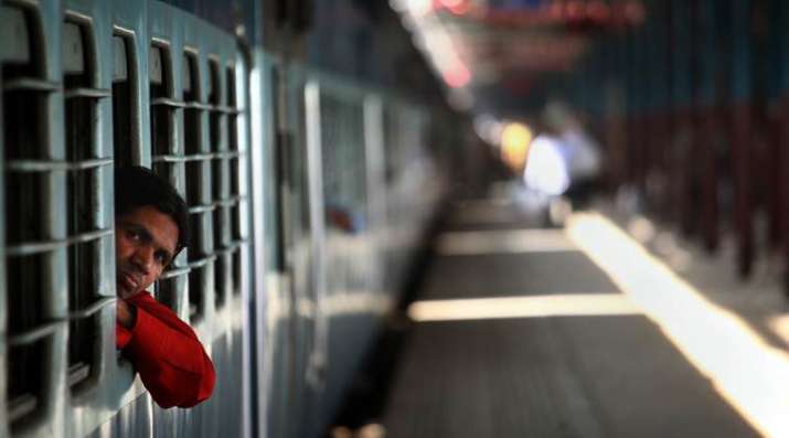 train train - India TV Paisa