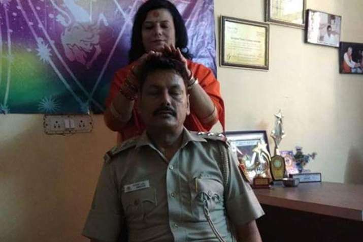 SHO attached to line over getting heal by a sadhvi SHO attached to line over getting heal by a sadhvi- India TV