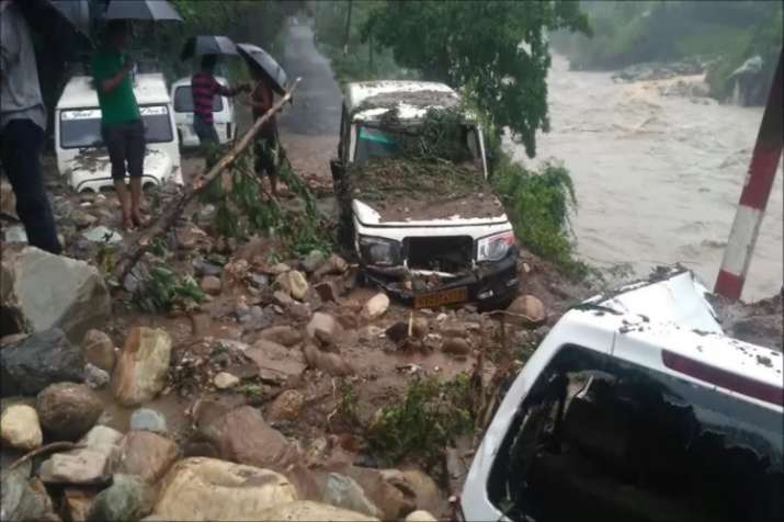उत्तराखंड: बागेश्वर में उफनाई सरयू नदी ने मचाई तबाही, कपकोट में भी भारी बारिश से कई मकान क्षतिग्रस्त उत्तराखंड: बागेश्वर में उफनाई सरयू नदी ने मचाई तबाही, कपकोट में भी भारी बारिश से कई मकान क्षतिग्रस्त- India TV