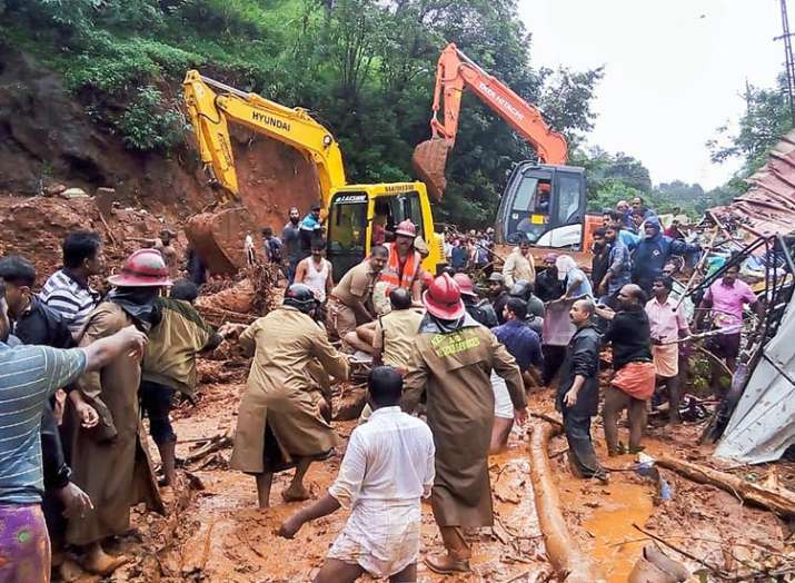 मानसून, बारिश, बाढ़, 718 लोगों की मौत मानसून, बारिश, बाढ़, 718 लोगों की मौत- Khabar IndiaTV