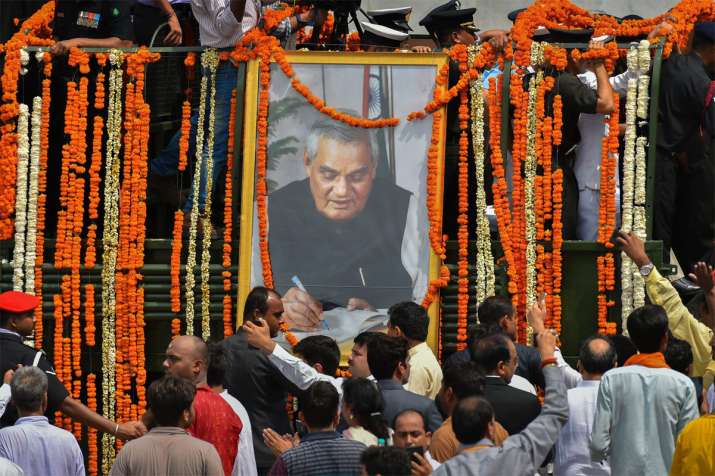atal ji atal ji- India TV Paisa