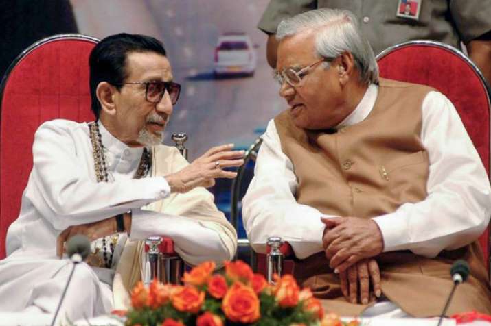 बाल ठाकरे और अटल... बाल ठाकरे और अटल...- India TV