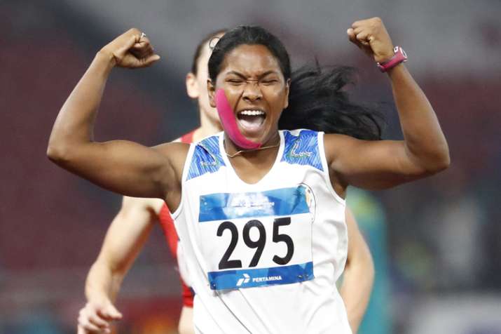 Anand Mahindra offers help to Asian Games Gold Medalist Swapna Barman Anand Mahindra offers help to Asian Games Gold Medalist Swapna Barman- India TV Paisa