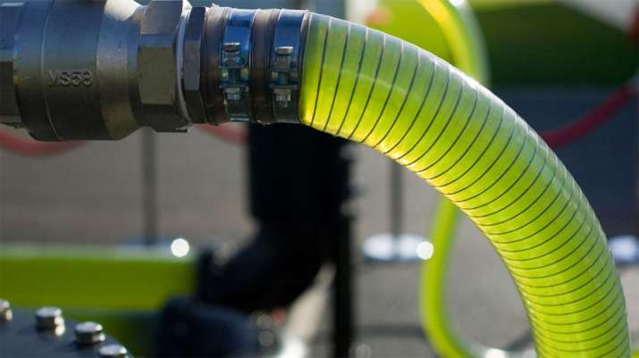 Target to blend 10 percent ethanol in petrol by 2022 says PM Modi Target to blend 10 percent ethanol in petrol by 2022 says PM Modi- India TV Paisa