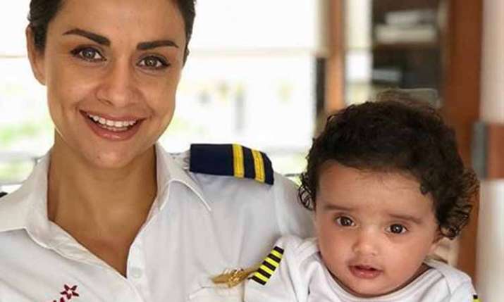 Gul Panag with son Nihal Gul Panag with son Nihal- India TV