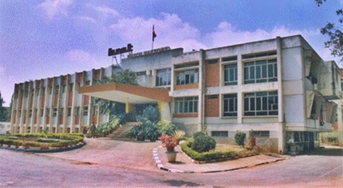HMT HMT- India TV Paisa