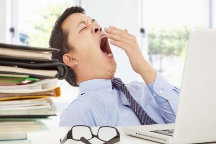 Why your eyes become teary when you yawn Why your eyes become teary when you yawn - India TV
