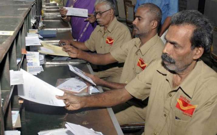 Parliamentary committee suggest to rename Postman as Post person Parliamentary committee suggest to rename Postman as Post person - India TV Paisa