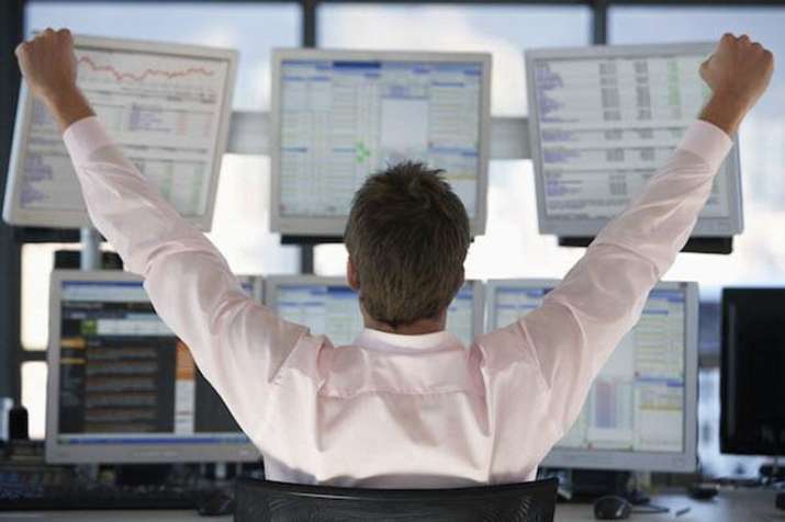 Stock Market at new high, Sensex surpasses 38500 on Monday Stock Market at new high, Sensex surpasses 38500 on Monday- India TV Paisa
