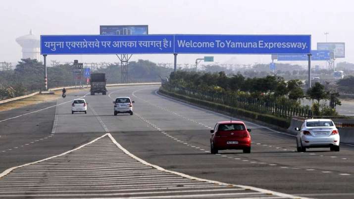Yamuna Exressway Yamuna Exressway - India TV Paisa
