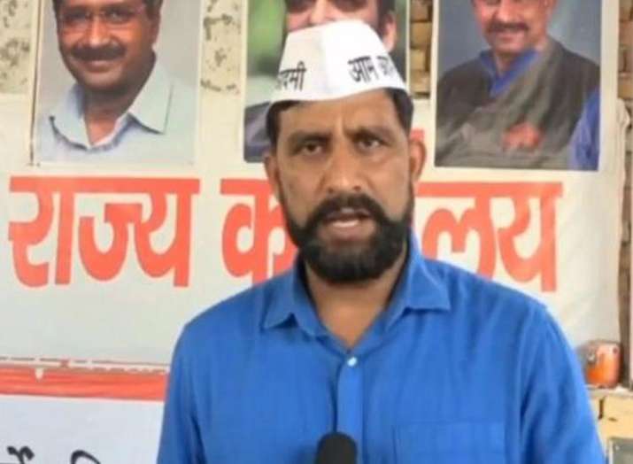 आप आप- India TV