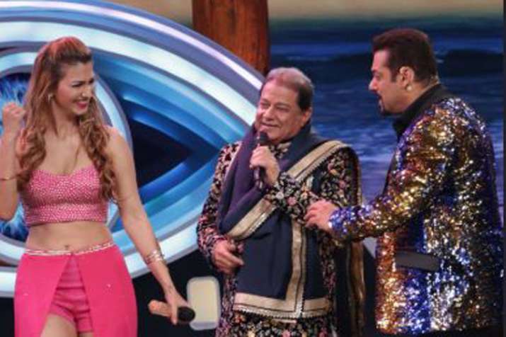 Anup Jalota, Jasleen Matharu, Salman Khan Anup Jalota, Jasleen Matharu, Salman Khan- India TV