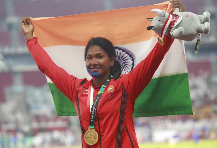 दरिद्रता और दर्द के बीच सफलता की इबारत लिख गईं स्वप्ना बर्मन दरिद्रता और दर्द के बीच सफलता की इबारत लिख गईं स्वप्ना बर्मन- India TV