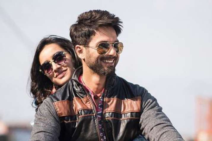 Batti Gul Meter Chalu box office collection Day 1: Batti Gul Meter Chalu box office collection Day 1:- India TV