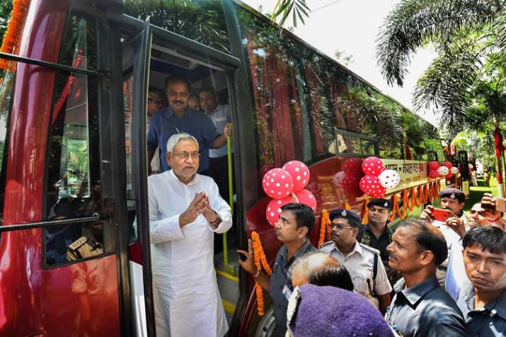 Bihar Chief Minister Nitish Kumar flags off 'Bharat... Bihar Chief Minister Nitish Kumar flags off 'Bharat...- India TV