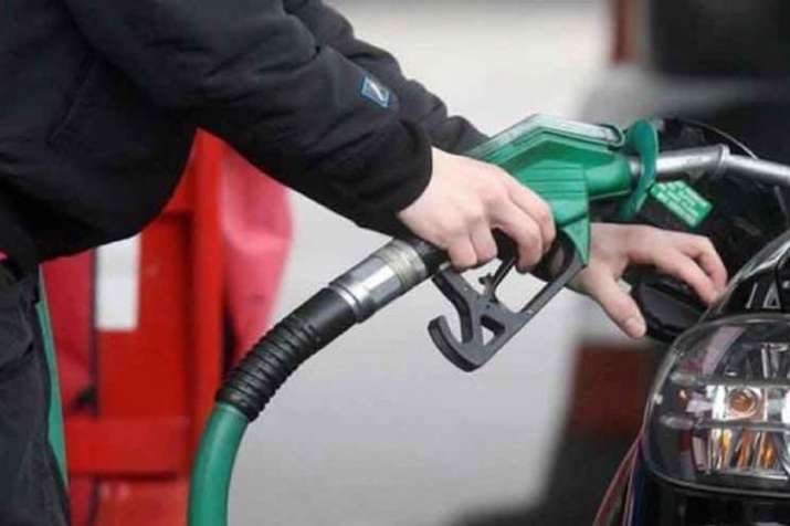 Petrol and Diesel Price rose for 9th day on Monday to new high Petrol and Diesel Price rose for 9th day on Monday to new high- India TV Paisa
