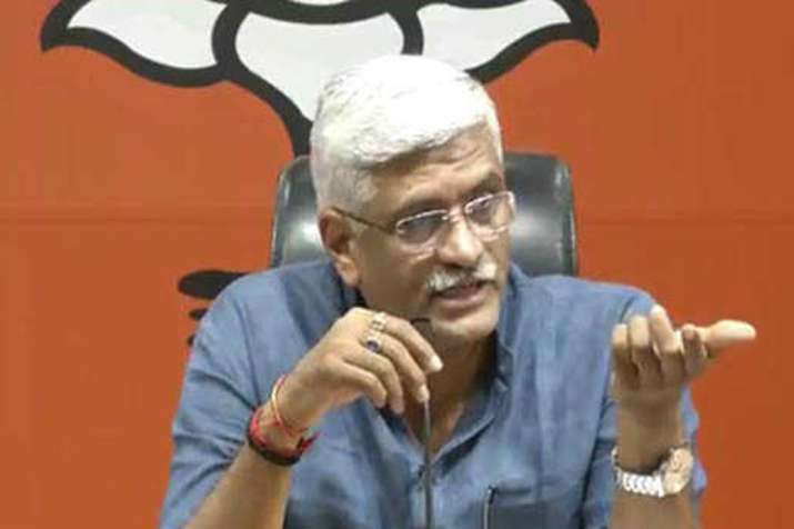 वाड्रा की कंपनी को बिचौलिया नहीं बनाने से संप्रग सरकार ने रद्द किया राफेल सौदा: भाजपा वाड्रा की कंपनी को बिचौलिया नहीं बनाने से संप्रग सरकार ने रद्द किया राफेल सौदा: भाजपा- India TV