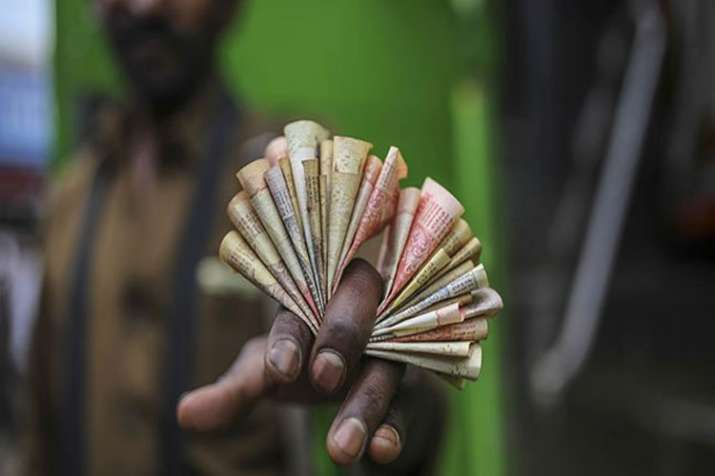 Rupee recovers slightly against US Dollar during opening trade on Wednesday Rupee recovers slightly against US Dollar during opening trade on Wednesday- India TV Paisa