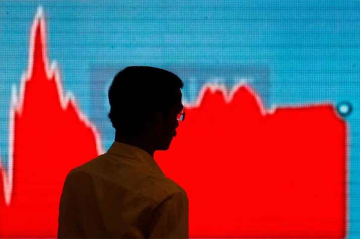 Sensex and Nifty crashes 2nd day on Tuesday as PSU Bank shares fall after govt announces merger Sensex and Nifty crashes 2nd day on Tuesday as PSU Bank shares fall after govt announces merger- India TV Paisa