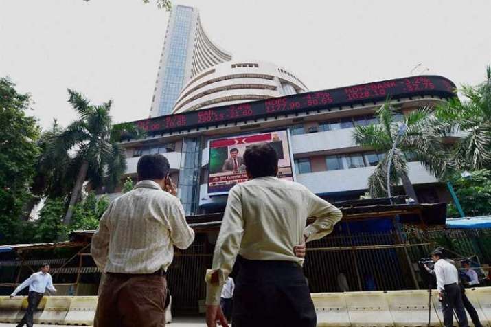 Sensex and Nifty closes with strength after heavy intraday volatility Sensex and Nifty closes with strength after heavy intraday volatility- India TV Paisa