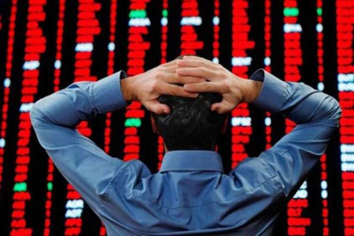 Free fall in Stock market, Sensex plunges more than 500 points Free fall in Stock market, Sensex plunges more than 500 points- India TV Paisa