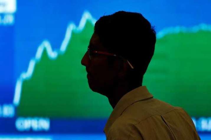 Sensex again closes above 38000 and Nifty above 11500 on Friday Sensex again closes above 38000 and Nifty above 11500 on Friday- India TV Paisa