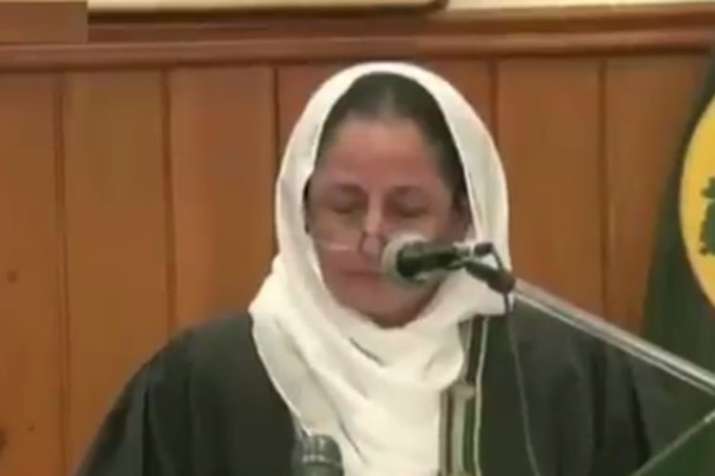Justice Tahira Safdar takes oath as first woman Chief Justice of a Pakistani high court Justice Tahira Safdar takes oath as first woman Chief Justice of a Pakistani high court- India TV