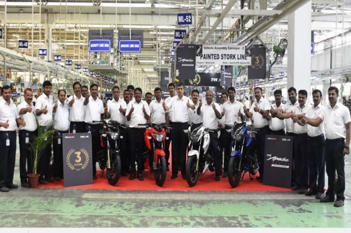 TVS Apache crosses 3 million sales milestone TVS Apache crosses 3 million sales milestone- India TV Paisa