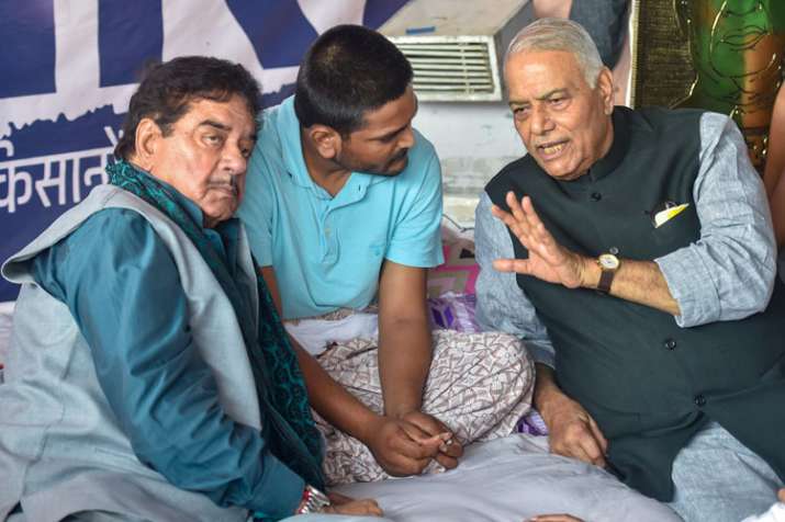 Former Union Minister Yashwant Sinha and BJP leader... Former Union Minister Yashwant Sinha and BJP leader...- India TV