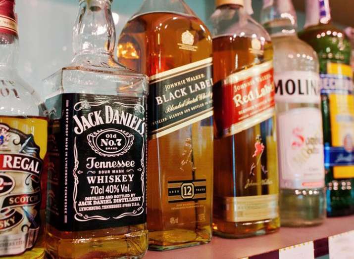 Maharashtra to allow online sale, home delivery of liquor Maharashtra to allow online sale, home delivery of liquor- India TV