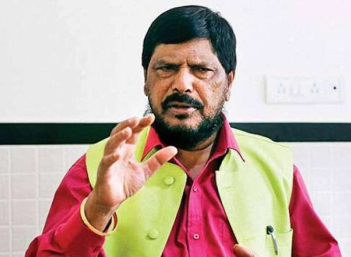 Reservation should be given to economically backward people in higher castes: Ramdas Athawale Reservation should be given to economically backward people in higher castes: Ramdas Athawale- India TV