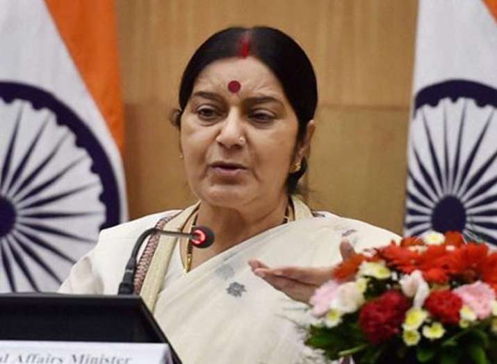 EAM Sushma Swaraj arrives at Qatar's Doha. She is on a four-day visit to the Gulf countries of Qatar EAM Sushma Swaraj arrives at Qatar's Doha. She is on a four-day visit to the Gulf countries of Qatar- India TV
