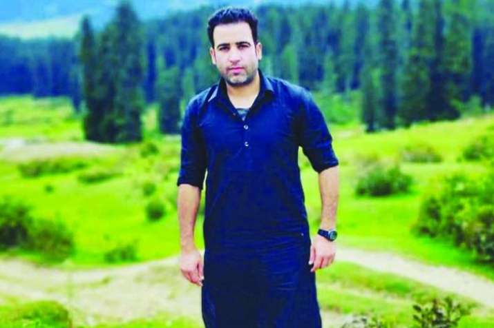 Jammu and Kashmir: Slain police official Imtiyaz Ahmad Mir’s family open letter to terrorists Jammu and Kashmir: Slain police official Imtiyaz Ahmad Mir’s family open letter to terrorists- India TV