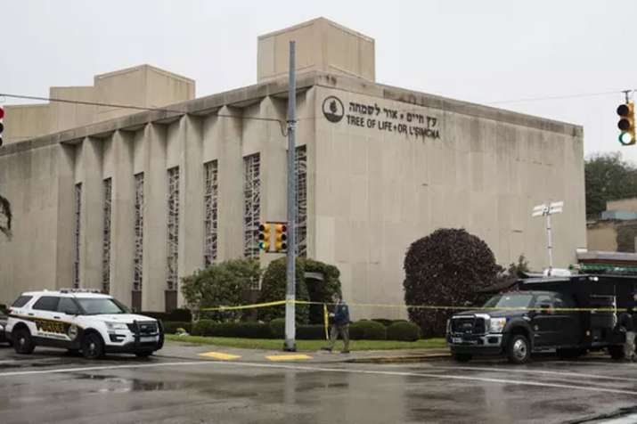 Pittsburgh synagogue shooting: Several killed and injured, suspect taken into custody | AP Pittsburgh synagogue shooting: Several killed and injured, suspect taken into custody | AP- India TV