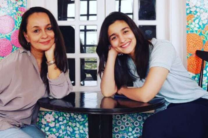 Soni Razdan, Alia Bhatt Soni Razdan, Alia Bhatt- India TV