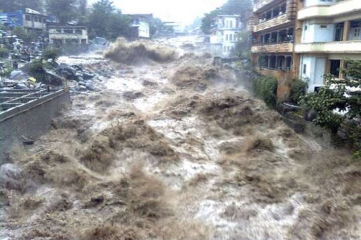 प्राकृतिक आपदाओं से भारत ने पिछले 20 साल में गंवाए 79.5 अरब डॉलर प्राकृतिक आपदाओं से भारत ने पिछले 20 साल में गंवाए 79.5 अरब डॉलर- India TV
