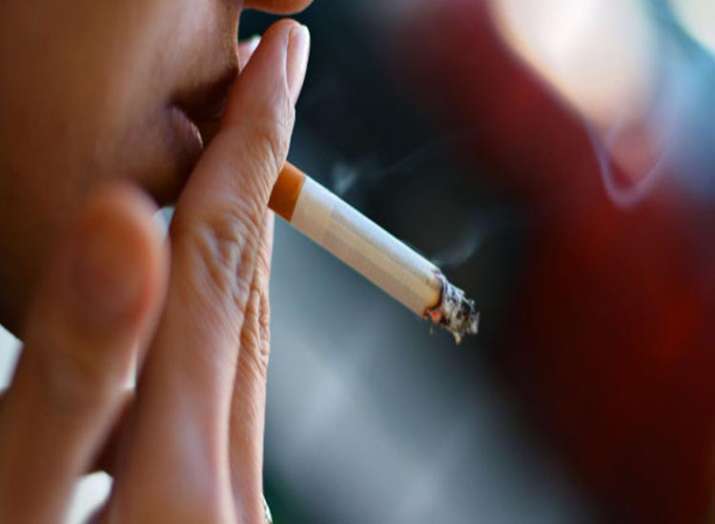 Pregnant woman killed for objecting to co-passenger smoking in train Pregnant woman killed for objecting to co-passenger smoking in train- India TV